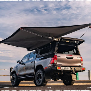 Auvent 180° 2.6m Autoportant Alu-Cab sur Xperts4x4 Accessoires 4x4 Off-Road