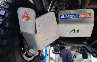 Protection Inférieure ALMONT4WD  Amortisseurs Arriere  Toyota HDJ80 sur Xperts4x4 Accessoires 4x4 Off-Road