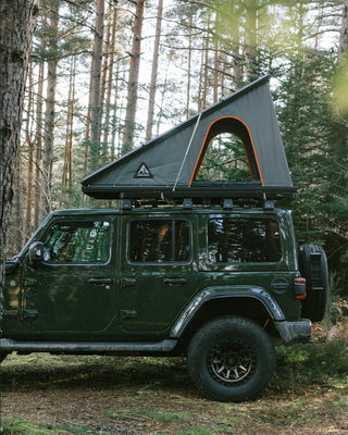 Tente de toit LT-50 Lightweight Alu-Cab  Aluminium sur Xperts4x4 Accessoires 4x4 Off-Road