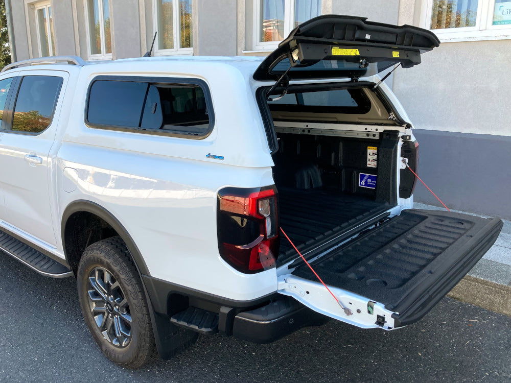 Hardtop Aeroklas avec fenêtres coulissantes pour Ford Ranger Raptor 2023+ Next Gen, robuste et pratique.