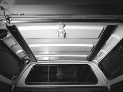 Hardtop Aeroklas pour Ford Ranger/Raptor 2023+ avec fenêtres coulissantes, robuste et adapté au modèle Next Gen.