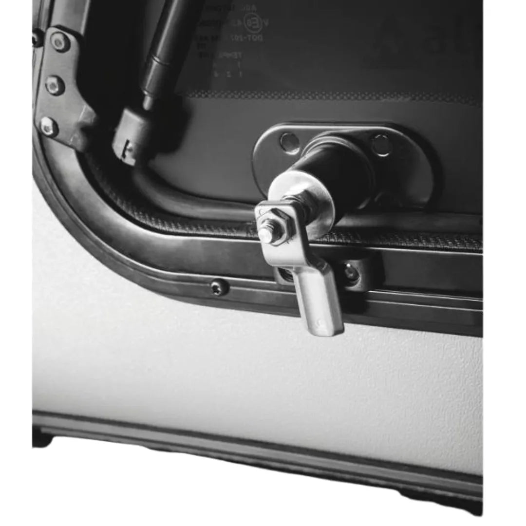 Hardtop Aeroklas pour VW Amarok 2010-2022 avec fenêtres coulissantes, installation robuste et design pratique pour le pickup.