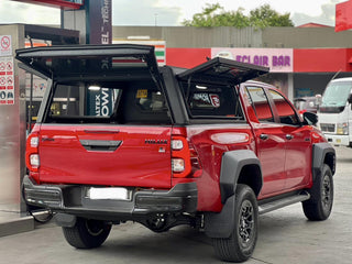 Hardtop Alu-Cab Contour Toyota Hilux 2016 à Présent Alu-Cab Xperts4x4