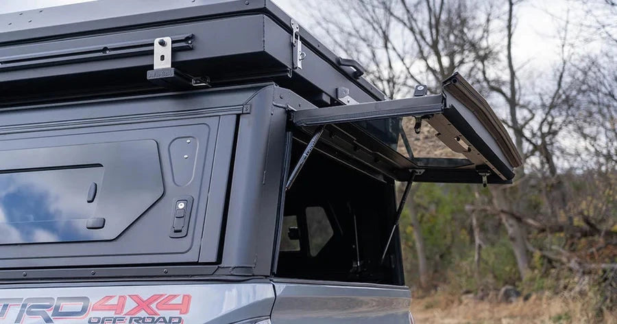 Hardtop Alu-Cab Contour Toyota Tacoma GEN 3 sur Xperts4x4 Accessoires 4x4 Off-Road