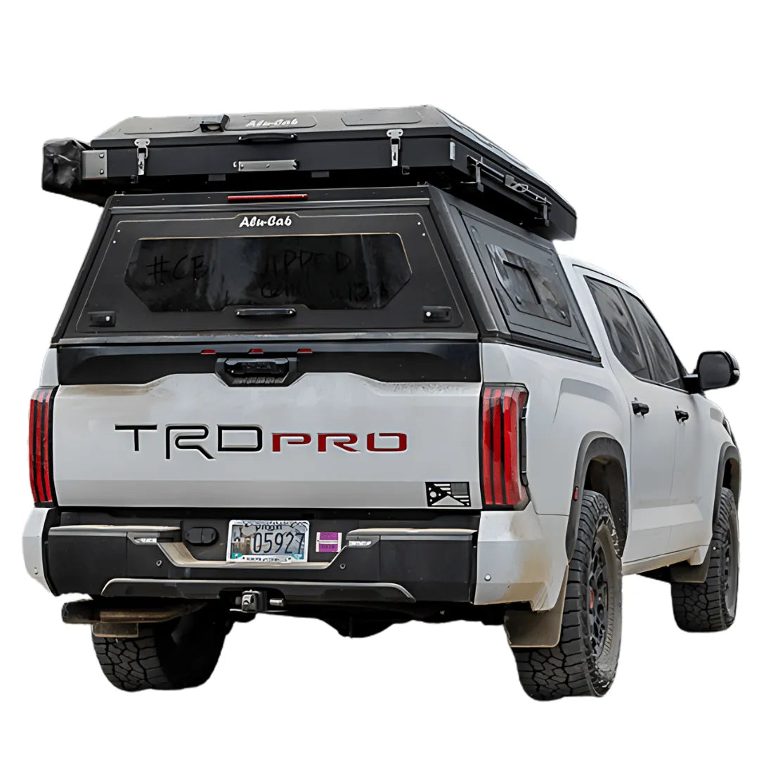 Hardtop Alu-Cab Contour Toyota Tundra 2022+ 5.5" CrewMax sur Xperts4x4 Accessoires 4x4 Off-Road