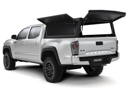Hardtop Alu-Cab "Guard" pour Toyota Tacoma 2016-2023, texture renforcée, conçu pour le modèle pickup.