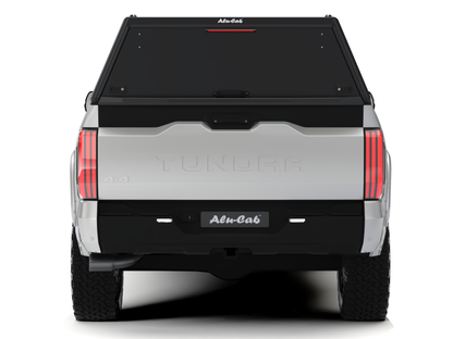 Hardtop Alu-Cab "Guard" pour Toyota Tundra 2022+, version lisse, en aluminium robuste pour camion pickup.