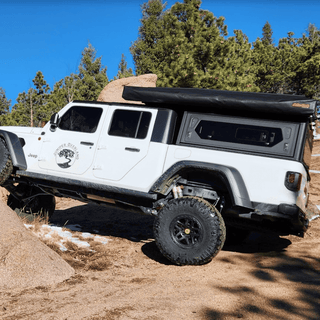 Hardtop Jeep Gladiator JT 2019+ | Alu-Cab Contour | Aluminium Noir Alu-Cab Xperts4x4