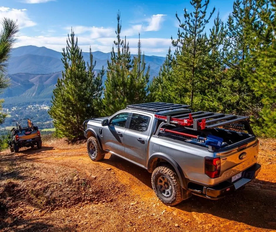 Support de benne ARB 4x4 pour Ford Raptor 2023+ double cabine, système de fixation robuste pour chargement en toute sécurité.