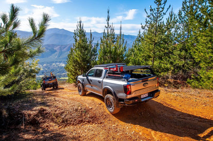 Support de benne ARB pour Ford Ranger 2023+ Double Cab avec galerie de toit, robuste et adapté au système de rack de lit.