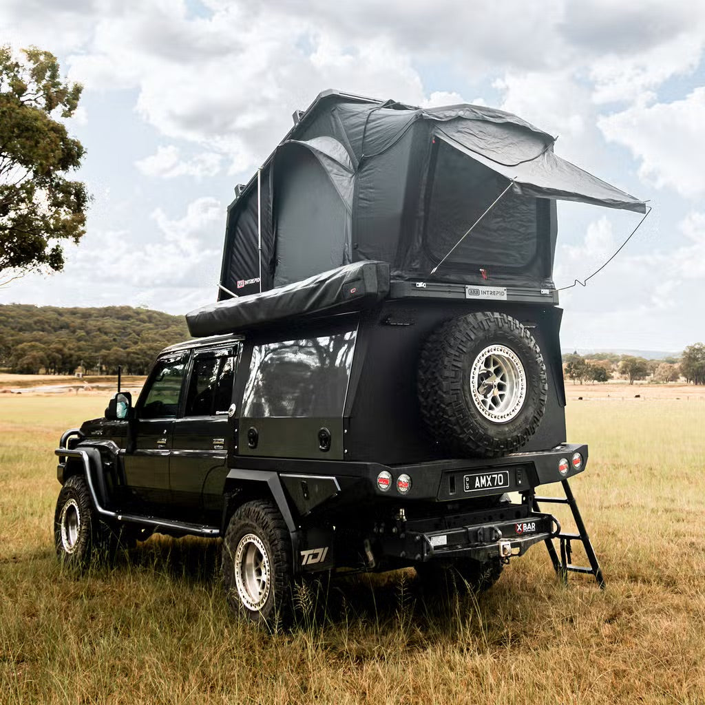 intrepid tents Tente de Toit ARB Intrepid : Espace 4x4 Ultime