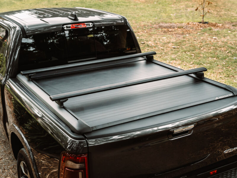 Kit de 2x Barres de toit Mountain Top | Ford Ranger/Raptor 2023+ NEXT GEN CB FLEX LB04 Mountain Top