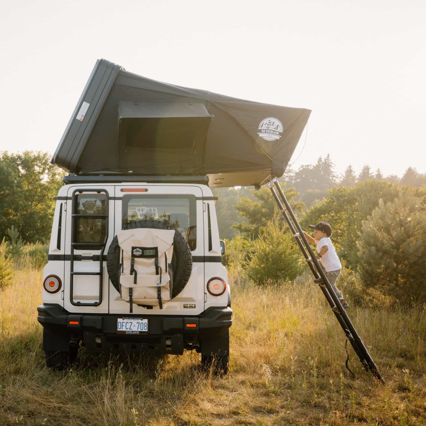 Tente de Toit Expedition L – Go Overland Canada - 3/4 Places sur Xperts4x4 Accessoires 4x4 Off-Road