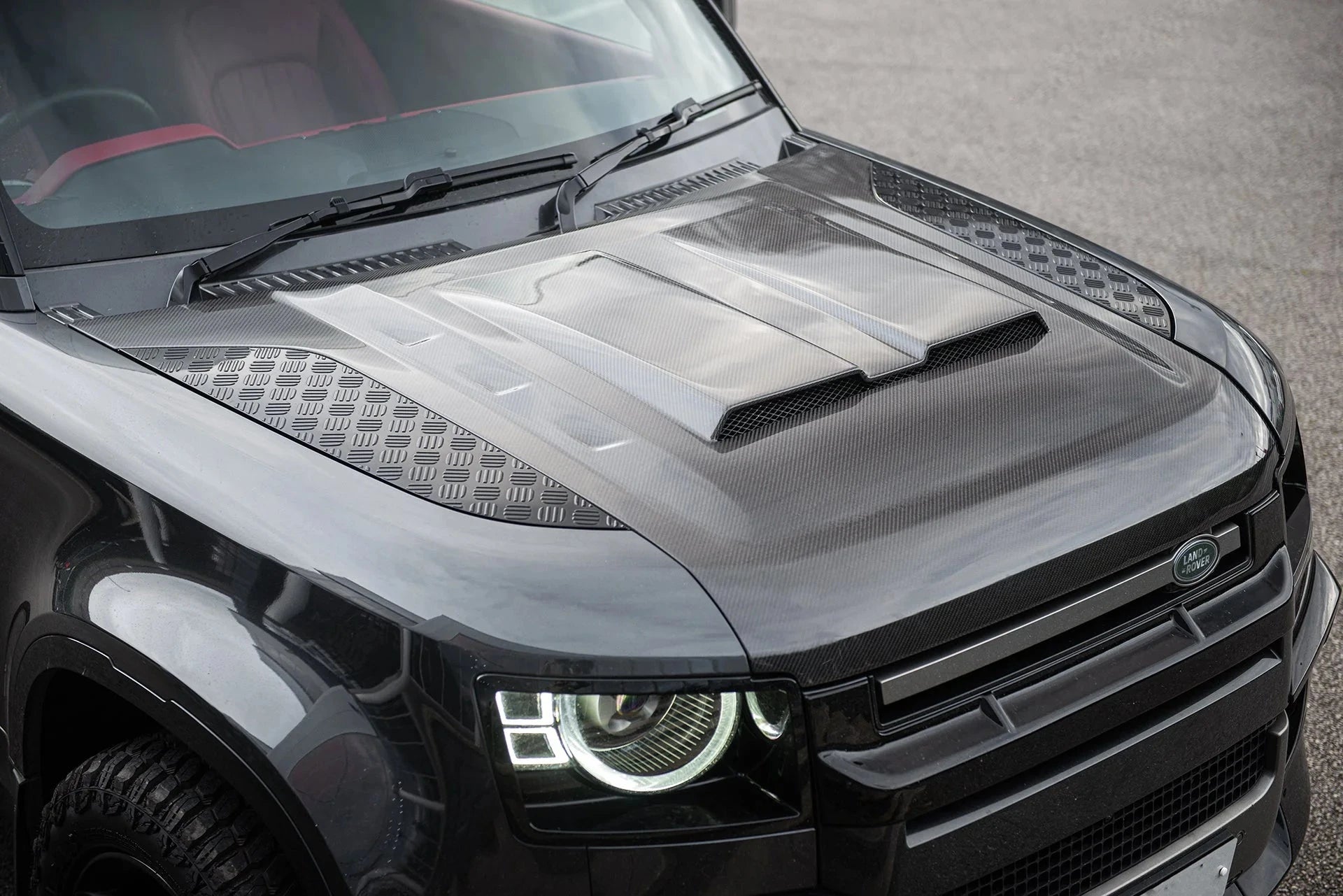 Capot Carbone Ventrilé KAHN Luxe - Defender 90/110/130 (2020+) sur Xperts4x4 Accessoires 4x4 Off-Road