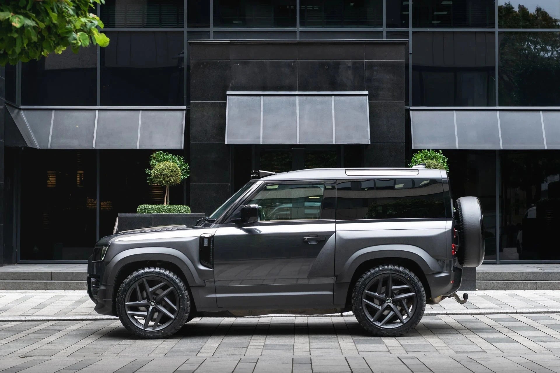 Kit Wide Track KAHN Defender 90 (2020+) - Look Off-Road & Premium sur Xperts4x4 Accessoires 4x4 Off-Road