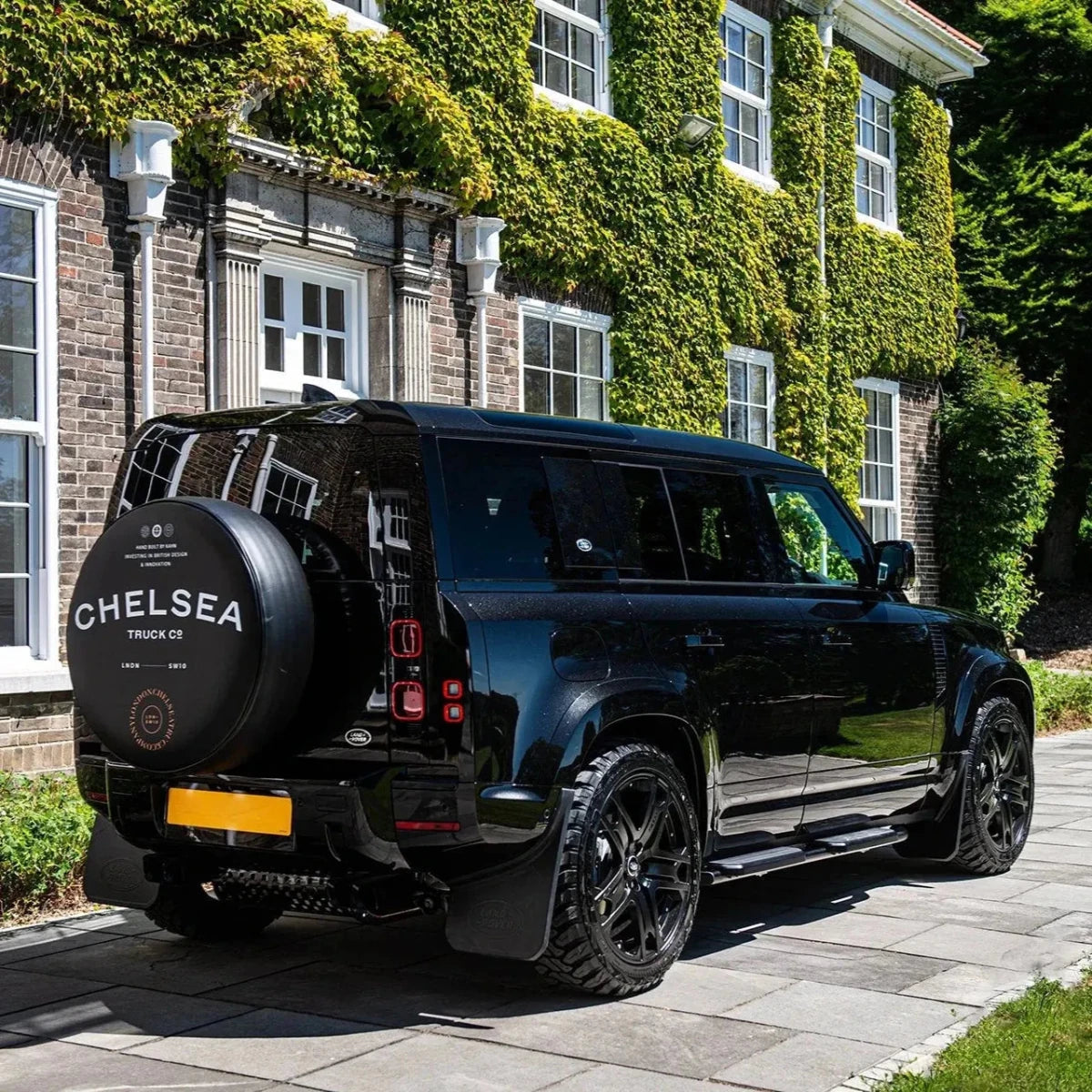 Land Rover Defender Kahn Design Marche-pied Fixe Noir Kahn Design - Land Rover Defender 110 (2020 ...