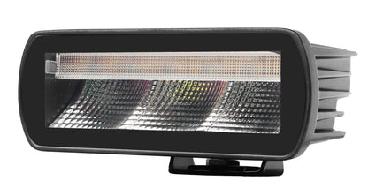 Feu LED de signalisation arrière intégré LUMIDRIVE, étanche, pour éclairage de véhicule, avec lumière rouge et design robuste.