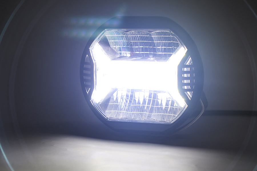 Phare LED Lumidrive XDRIVE 4.0 Lumidrive, 24W, pour éclairage puissant et sécurité en conduite nocturne.