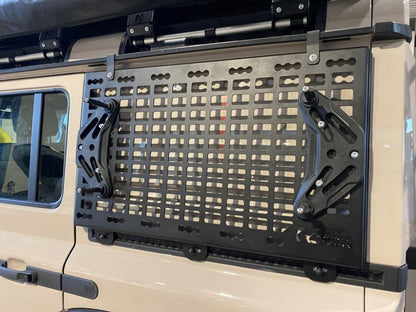 Plaque MOLLE N4-Offroad aile arrière Gauche pour Ineos Grenadier 2022+ - INEOS Grenadier