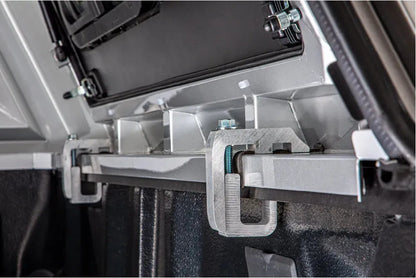 Hardtop RSI EVO SPORT pour Dodge RAM 1500 2009 à présent, vue du dessus avec finition noire et fixation robuste.