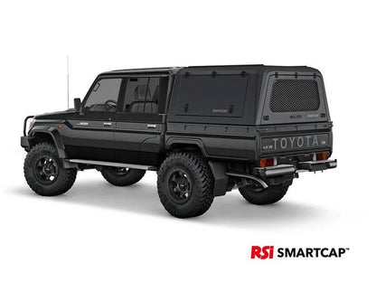 Hardtop RSI Smartcap pour Toyota Land Cruiser 78/79 Double Cab, finition noire, adapté pour usage commercial, vue de côté.