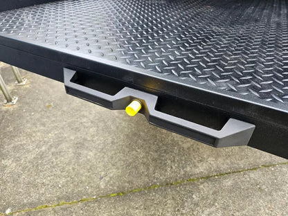 Plateau coulissant RUUUD pour Maxus T90/T60 Double Cab 2022+, robuste et fonctionnel, installé sur le véhicule.