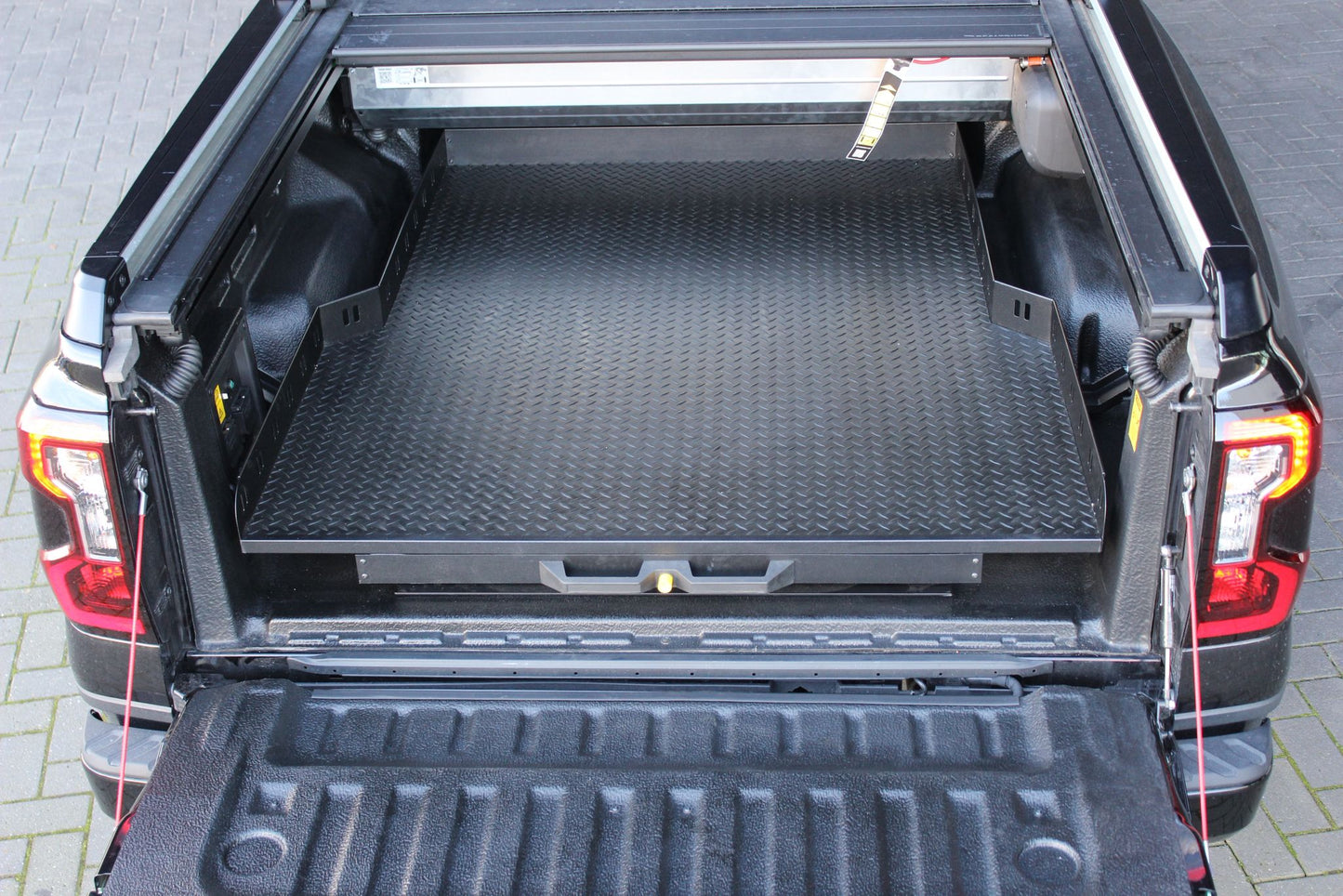 Plateau Coulissant RUUUD Volkswagen Amarok 2023+ NEXT GEN (Sans Perçage) sur Xperts4x4 Accessoires 4x4 Off-Road