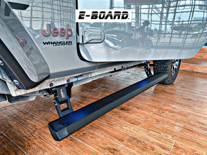 Marche-Pieds Electriques T-MAX Jeep JL 2018+| Powerboard sur Xperts4x4 Accessoires 4x4 Off-Road