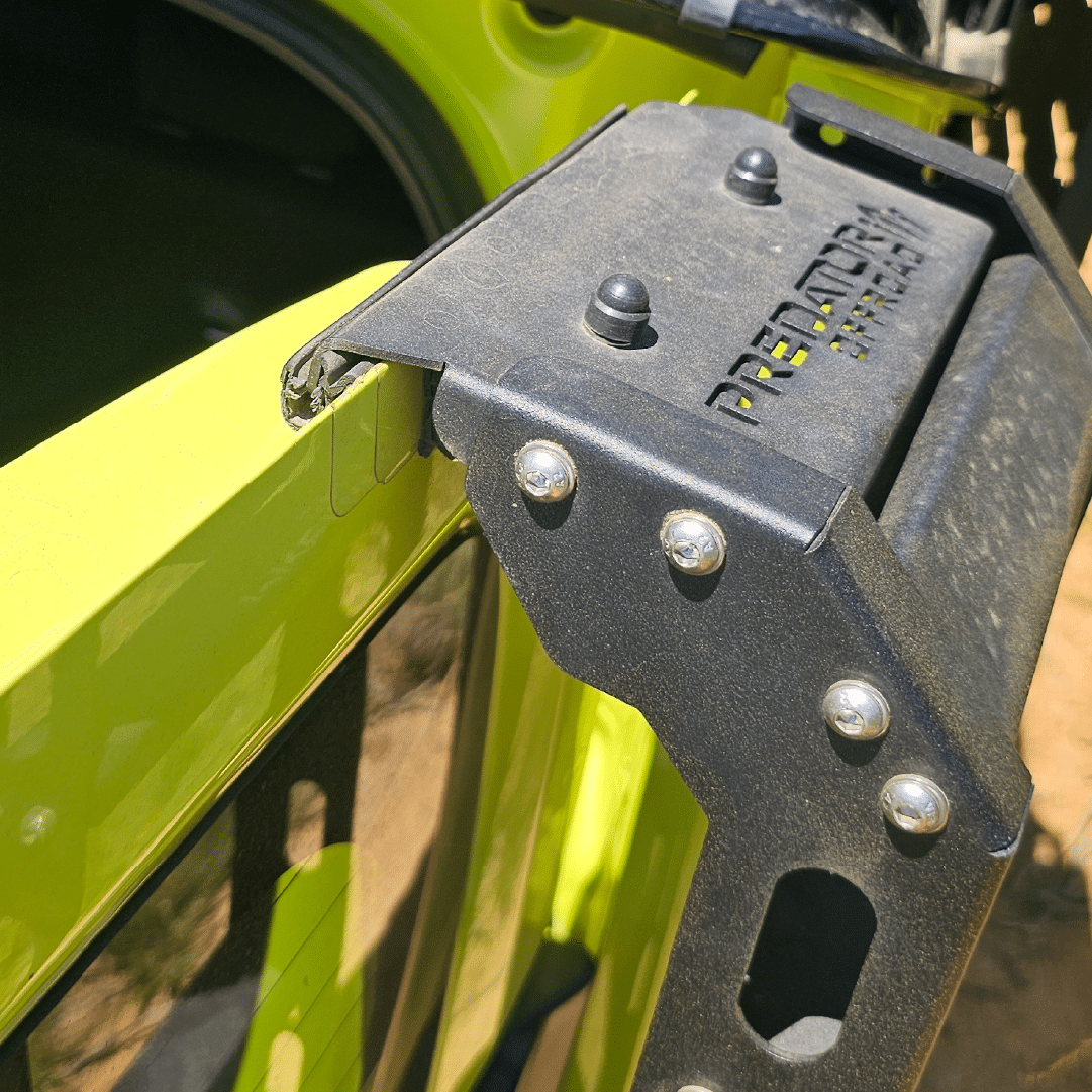 Échelle latérale Suzuki Jimny 3 portes (2018+) Predator Offroad sur Xperts4x4 Accessoires 4x4 Off-Road