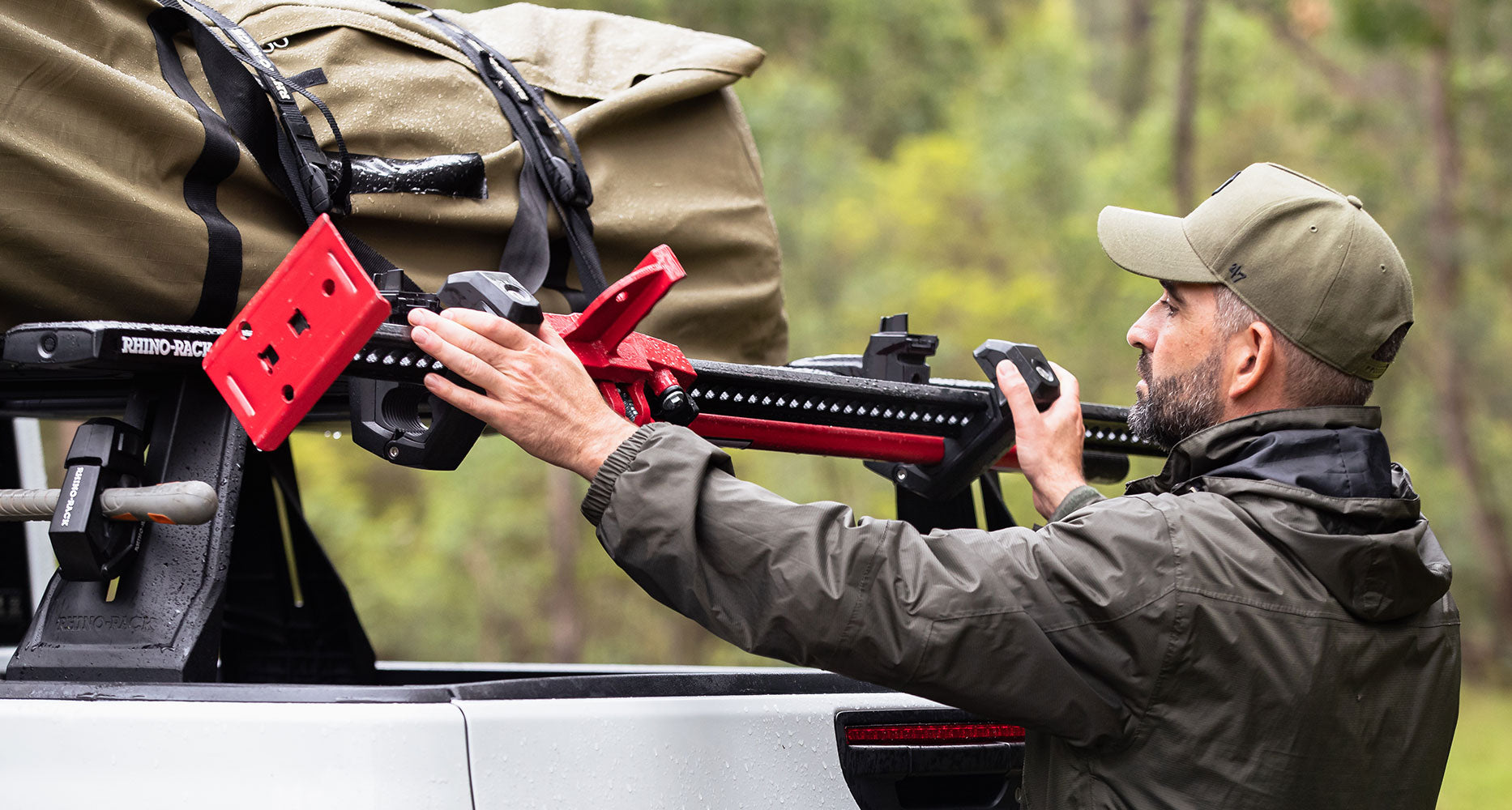 Supports RHINO-RACK STOW iT Large - Fixation Cric Hi-Lift 4x4 sur Xperts4x4 Accessoires 4x4 Off-Road