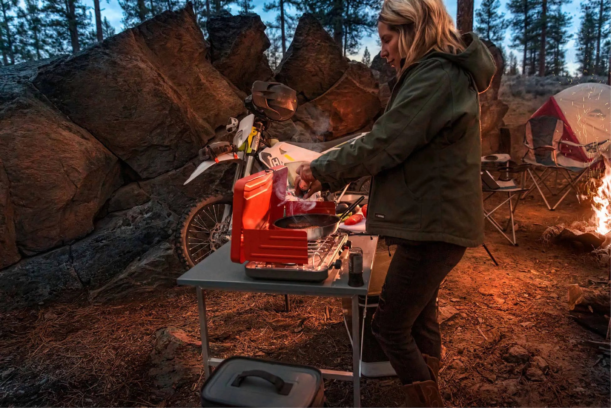 Table StowAway | RSI SMARTCAP sur Xperts4x4 Accessoires 4x4 Off-Road