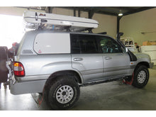 Support d'échelle sous tente James Baroud N4-Offroad sur Xperts4x4 Accessoires 4x4 Off-Road