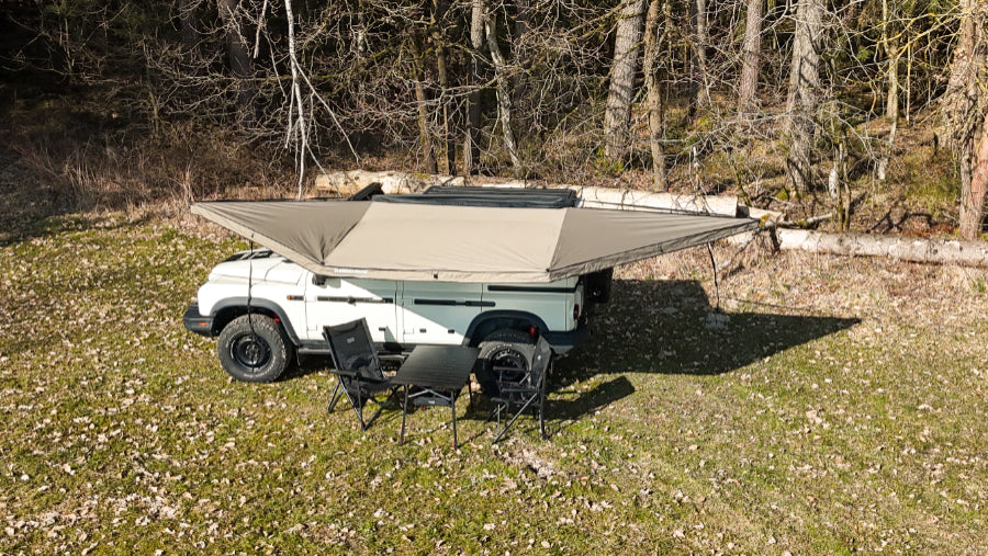 Auvent 180° Autoportant Rhino-Rack Batwing 2.2m - 8.4m² sur Xperts4x4 Accessoires 4x4 Off-Road