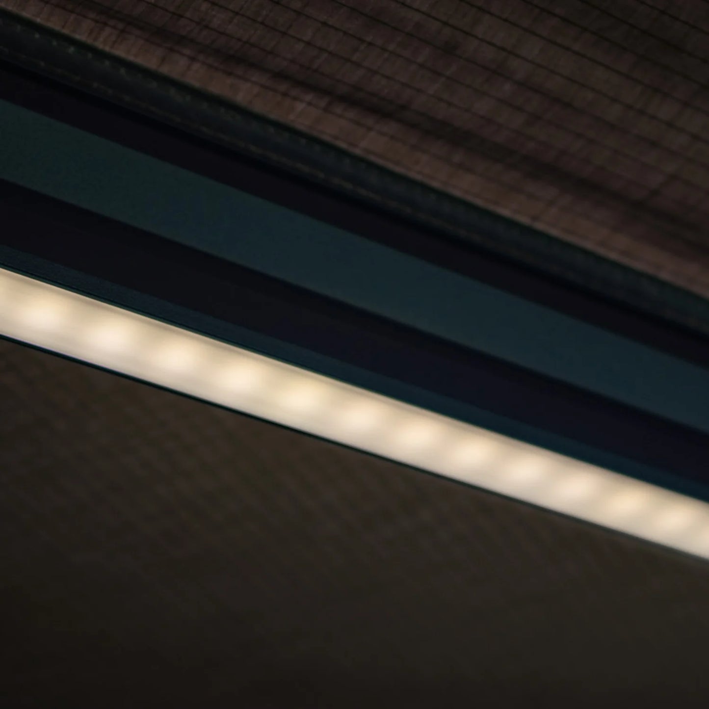 Auvent 270° XL Autoportant LED avec Accès Tente de Toit - DARCHE - Gauche sur Xperts4x4 Accessoires 4x4 Off-Road