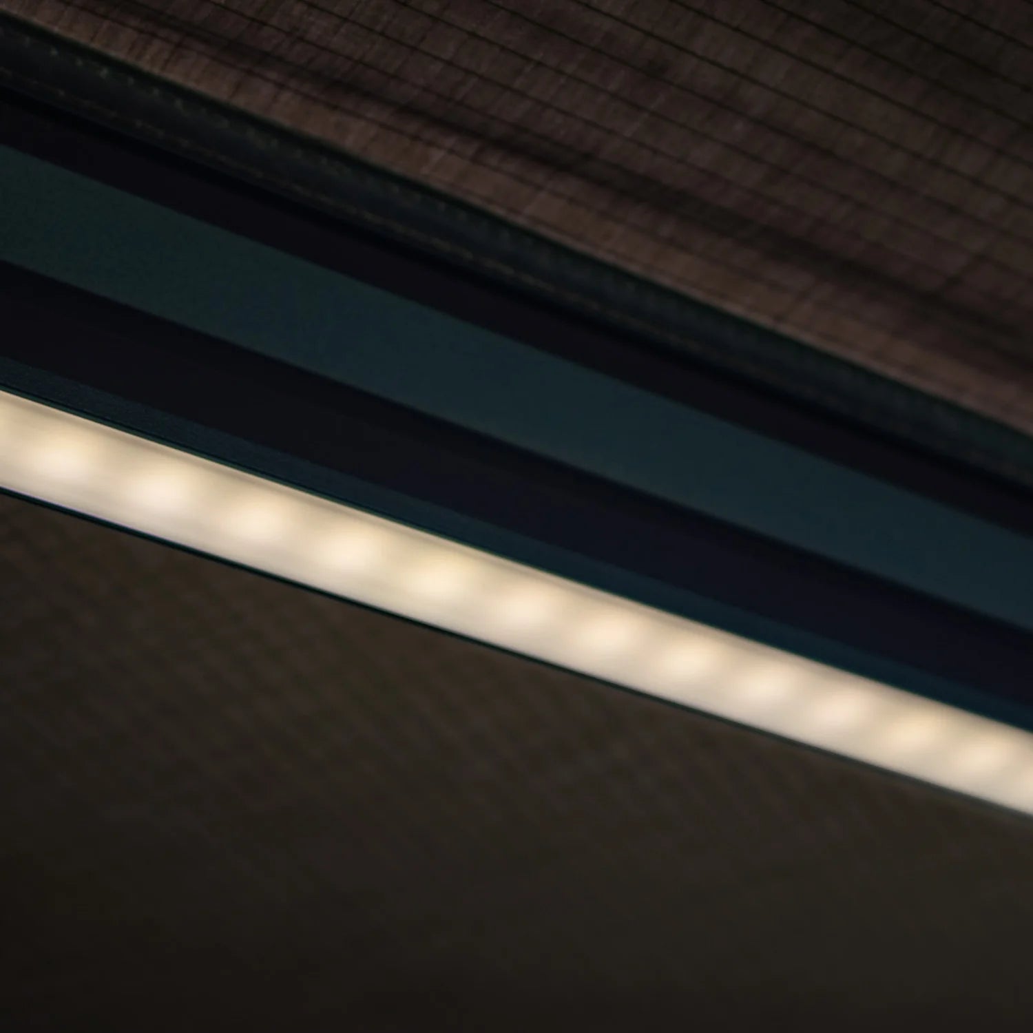 Auvent 270° XL Autoportant LED avec Accès Tente de Toit - DARCHE - Gauche sur Xperts4x4 Accessoires 4x4 Off-Road