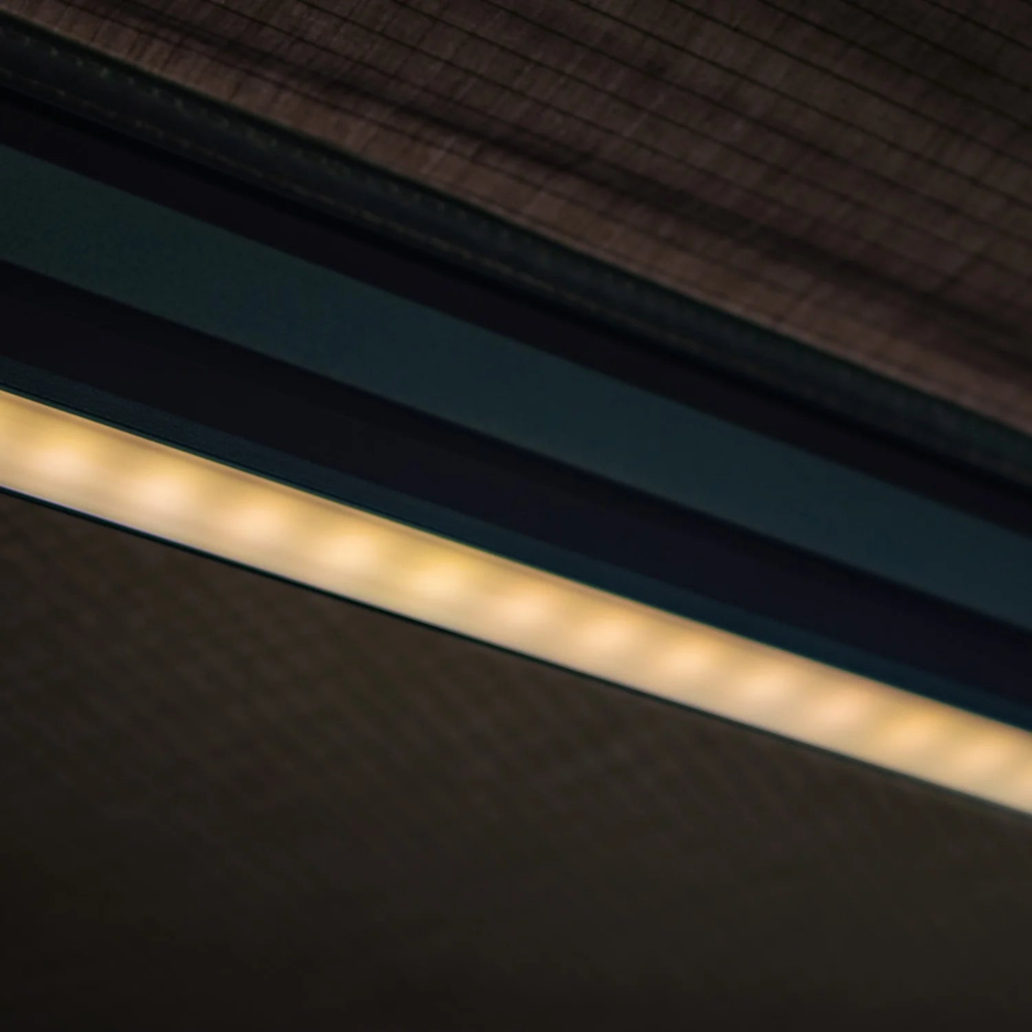 Auvent 270° XL Autoportant LED Côté Gauche Eclipse - DARCHE sur Xperts4x4 Accessoires 4x4 Off-Road