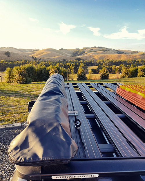 Support de auvent rabattable CROC HINGE – Polyvalence & Robustesse 4x4 sur Xperts4x4 Accessoires 4x4 Off-Road