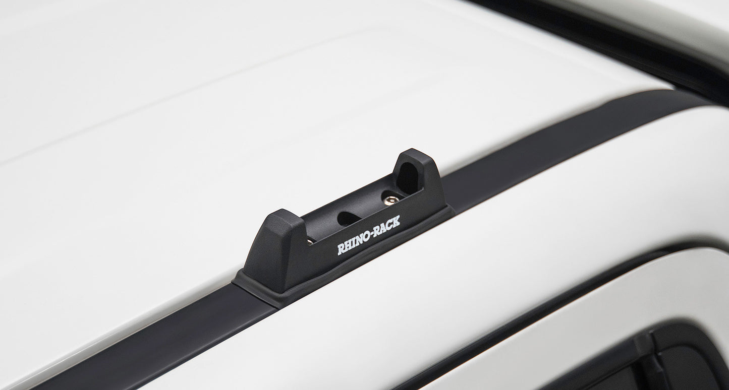 Kit de 3 barres de toit Rhino-Rack noires, 1650mm, avec pieds pour Iveco Daily H1 2015+, robuste et adapté au montage Ditch.