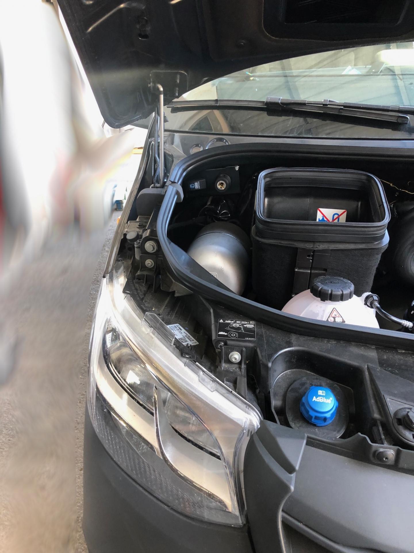 kit installation compresseur d'air double ARB dans compartiment moteur pour Mercedes Sprinter W907 N4-Offroad sur Xperts4x4 Accessoires 4x4 Off-Road