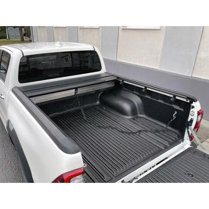 Couvre Benne Manuel Mountain Top EVOm – Toyota Hilux Revo 2016+ Double Cab sur Xperts4x4 Accessoires 4x4 Off-Road