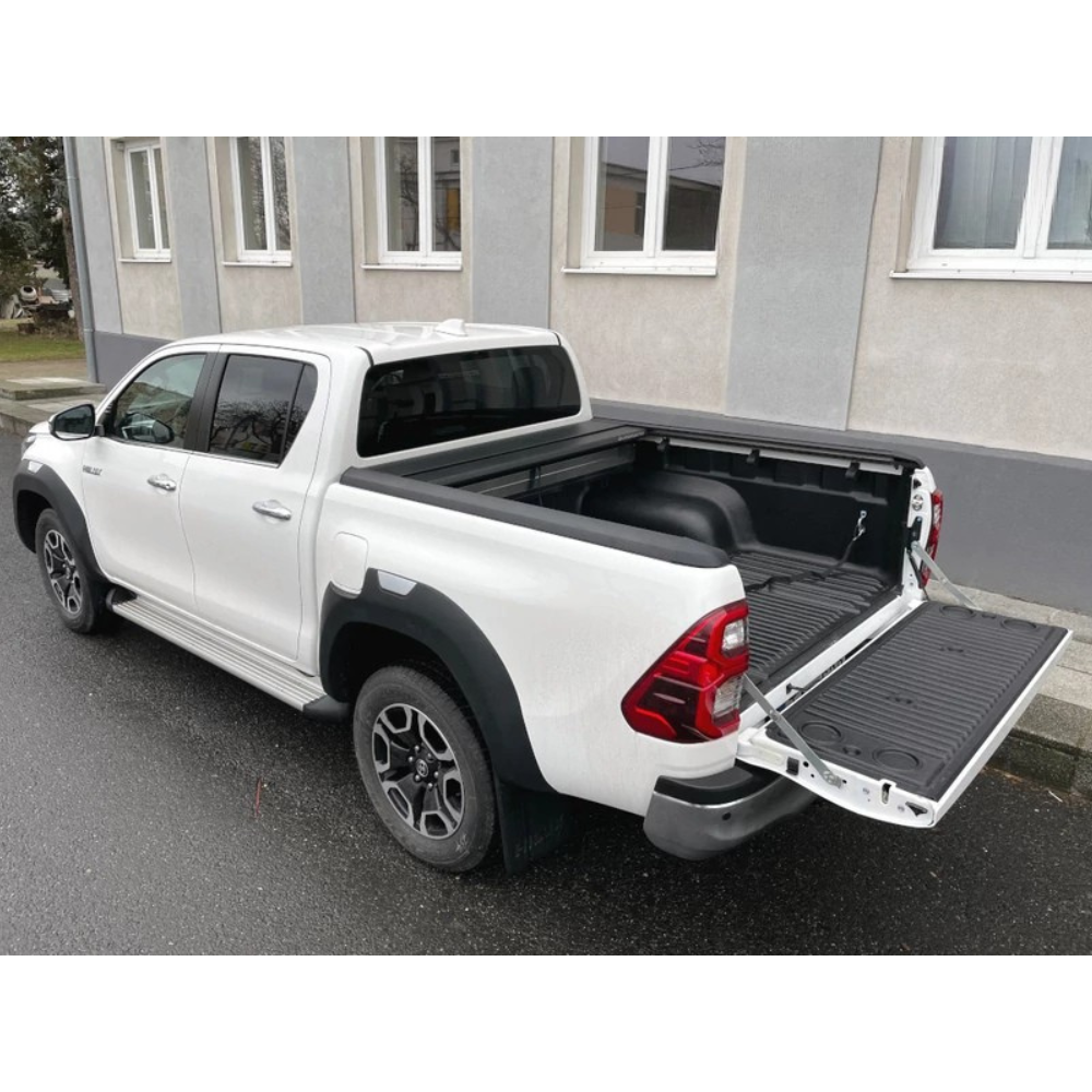 Couvre Benne Manuel Mountain Top EVOm – Toyota Hilux Revo 2016+ Double Cab sur Xperts4x4 Accessoires 4x4 Off-Road