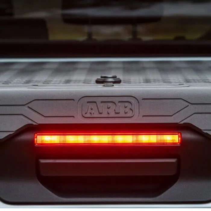 Hardlid ARB | Couvre-Benne Aluminium | Toyota Hilux 2016+ Double Cab sur Xperts4x4 Accessoires 4x4 Off-Road