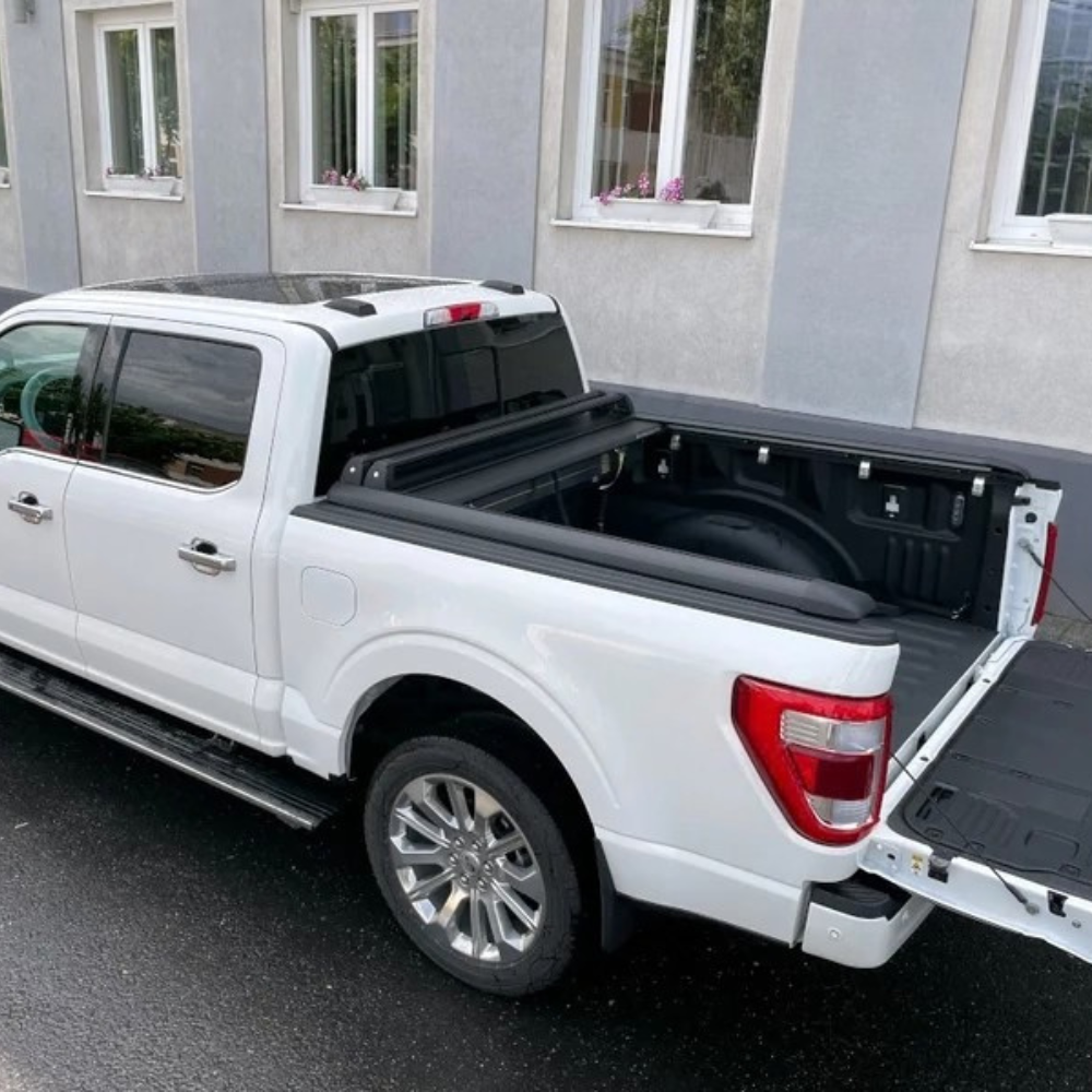 Rideau de Benne RealTruck Mountain Top EVOm Manuel Ford F-150 5.5ft 2015+ | Noir sur Xperts4x4 Accessoires 4x4 Off-Road