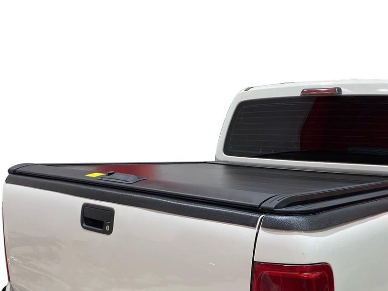 Rideau de Benne Top-Roll Manuel LINE4X4 Double Cab sur Xperts4x4 Accessoires 4x4 Off-Road