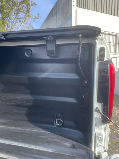 Rideau de Benne Top-Roll Manuel LINE4X4 Double Cab sur Xperts4x4 Accessoires 4x4 Off-Road