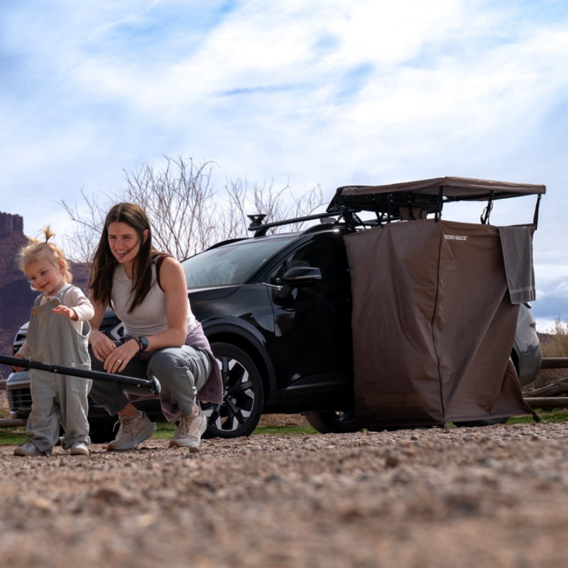 Cabine de douche extérieure Rhino-Rack - Intimité et robustesse sur Xperts4x4 Accessoires 4x4 Off-Road