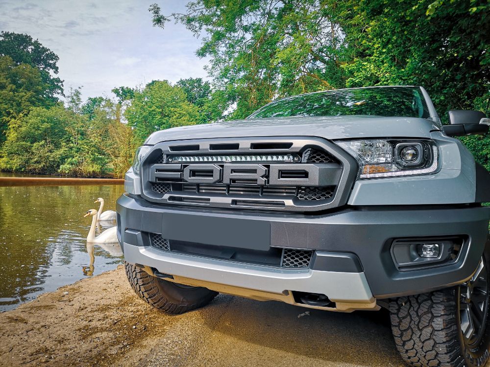 Kit Calandre Lazer Ford Ranger Raptor 2018-22 | Linear-24 Elite sur Xperts4x4 Accessoires 4x4 Off-Road