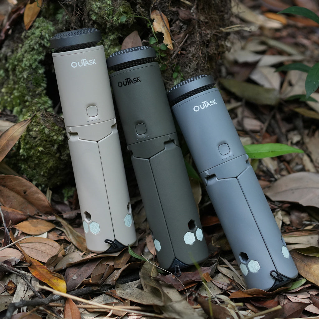 OuTask Lampe Télescopique LED Outdoor 720° - Vert Armée sur Xperts4x4 Accessoires 4x4 Off-Road