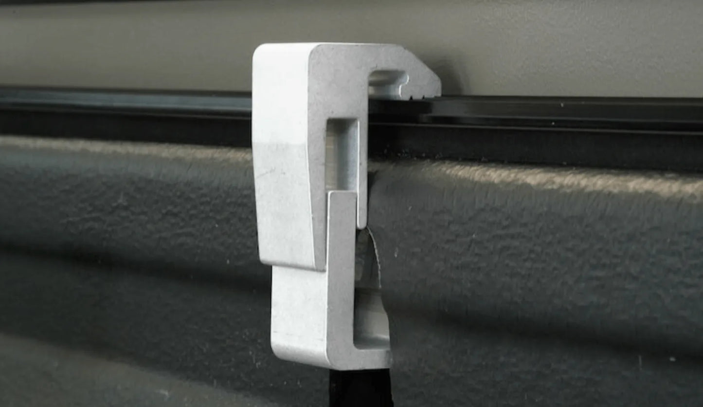 Hardtop Aeroklas Primer | Isuzu Dmax 2012-2020 Double Cab sur Xperts4x4 Accessoires 4x4 Off-Road