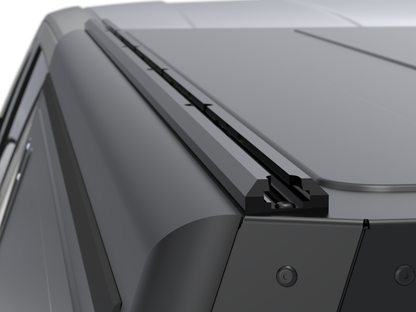 Hardtop Alu-Cab Contour Toyota Hilux 2016 à Présent sur Xperts4x4 Accessoires 4x4 Off-Road